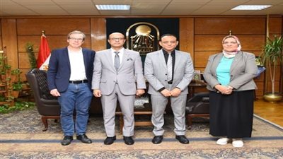 جامعة أسيوط وجامعة مونبلييه تتعاونان في دراسة علمية متطورة لمسببات مرض السرطان