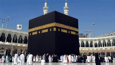 ما هي أسعار عمرة رجب 2025؟.. تعرف عليها 