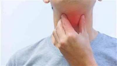 حيل طبيعية للتخلص من التهاب الحلق في الشتاء