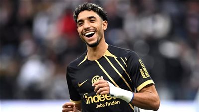 آينتراخت فرانكفورت ضد شتوتجارت.. شاهد| صاروخية عمر مرموش فى الدوري الألماني