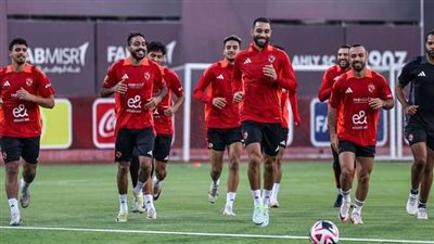 دوري أبطال إفريقيا.. تعرف على معلق مباراة الأهلي ضد استاد أبيدجان اليوم