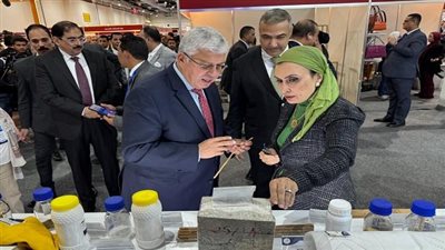 مشاركة وزير التعليم العالي في النسخة الثالثة من الملتقى الدولي للصناعة