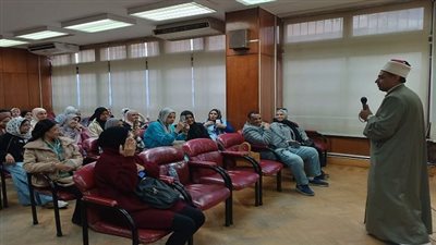 ندوة حول تعزيز الهوية الوطنية ودعم منظومة القيم والأخلاق بكلية بنات جامعة عين شمس