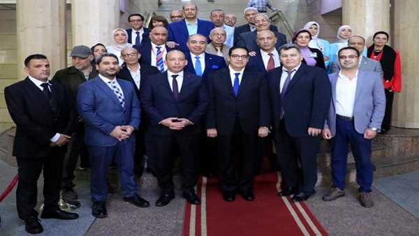 رئيس جامعة القاهرة