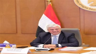 وزير التعليم العالي يعلن تعيينات جديدة لقيادات الجامعات الحكومية