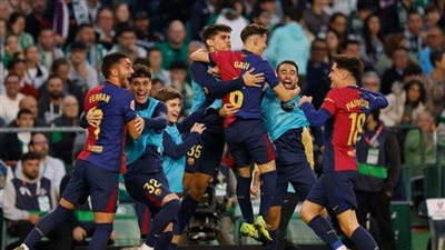 تعرف على معلق مباراة برشلونة وبوروسيا دورتموند اليوم فى دوري أبطال أوروبا