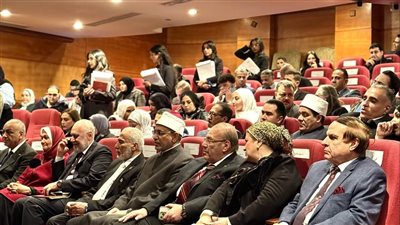 جامعة سيناء تحتفل باليوم العالمي للغة العربية..رئيس جامعة الأزهر يجرم انتشار الأسماء الأجنبية 