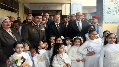 زيارة ميدانية بتنظيم قوات الدفاع الشعبى والتربية والتعليم لمدرسة الشهيد أحمد أبوبكر العسكرية