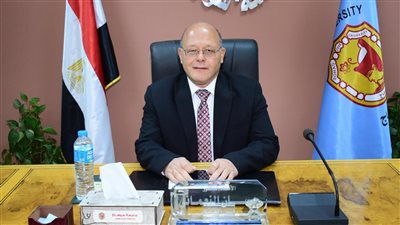 عقب واقعه سقوط السقف.. النعماني يقرر إخلاء المبني المجاني بمستشفي جامعة سوهاج القديم 