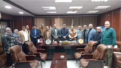 مدير تعليم سوهاج يوجه بتفعيل الوحده المنتجه بالمدارس