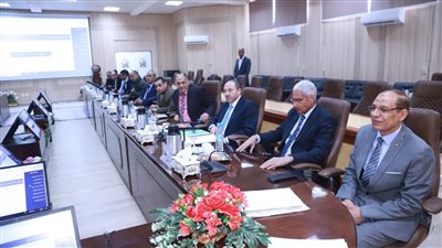 مجلس جامعة جنوب الوادي يوافق على فتح برامج جديدة بالكليات