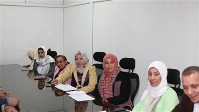 جامعة جنوب الوادي يلتقى فريق عمل الإدارة العامة لنظم المعلومات والتحول الرقمي