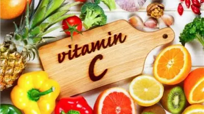 علامات نقص فيتامين سي في الجسم.. طرق الحصول عليها