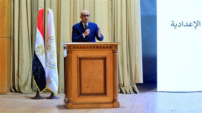 وزير التربية والتعليم يصدر تعليمات هامة لرؤساء لجان امتحانات الشهادة الإعدادية