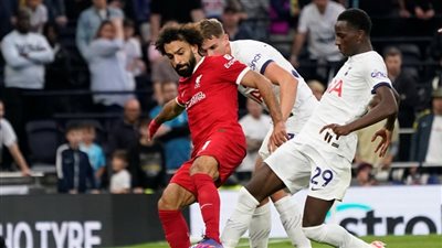 تعرف على معلق مباراة ليفربول وتوتنهام اليوم في كأس كاراباو