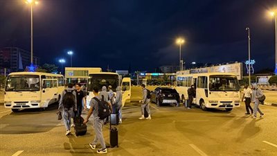 ساعات الرعب مع بعثة بيراميدز.. مطبات جوية عنيفة.. وهبوط الضغط الجوي في الكابينة