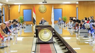 تعرف علي قرار وزير التربية والتعليم بشأن مواد الصف الأول الثانوي