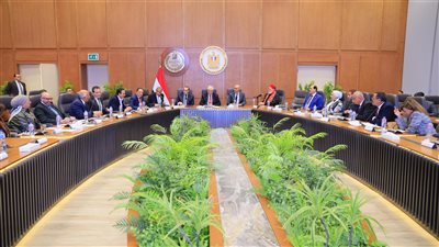 وزير الشئون النيابية.. التربية الدينية مادة أساسية فى نظام البكالوريا دستورى 