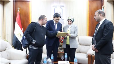 رئيس جامعة الأقصر تلتقي بوفد صيني رفيع لبحث آفاق التعاون الأكاديمي والثقافي