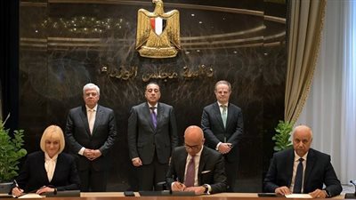 مذكرة تفاهم لتأسيس حرم جامعي لجامعة إكستر البريطانية في مصر بالتعاون مع جامعة عين شمس