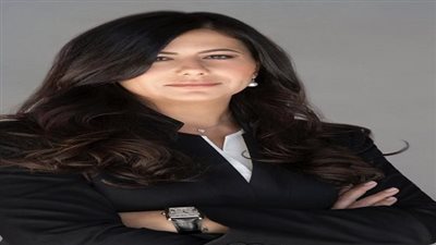 الجامعة البريطانية تحتفل باختيار فريدة خميس لعضوية مجلس أمناء مبادرة تحالف وتنمية