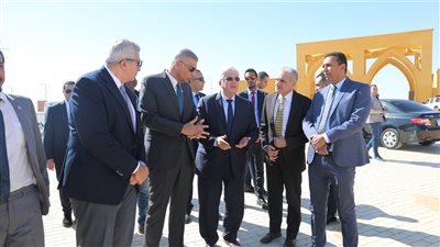 وزير التعليم العالي ومحافظ أسوان ورئيس الجامعة يتفقدون عددًا من مشروعات جامعة أسوان