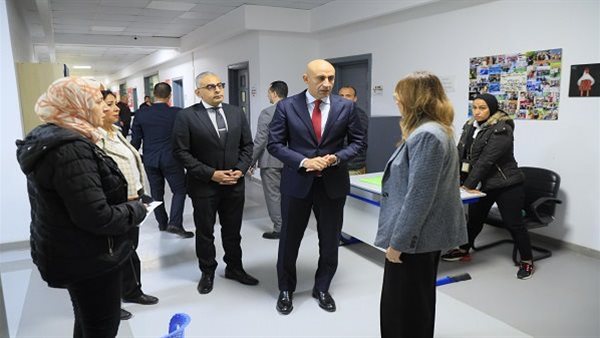 محمد عبد اللطيف وزير