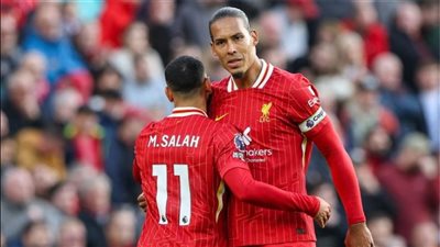 محمد صلاح وفان دايك يجددان عقديهما مع ليفربول