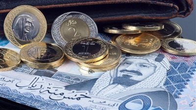 تزامنا مع موسم العمرة.. أسعار الريال السعودي في البنوك المصرية