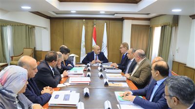 وزير التعليم يترأس الاجتماع الدورى لمجلس إدارة صندوق دعم وتمويل وإدارة وتشييد المشروعات التعليمية