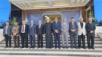 مفتى الجمهورية يدير ندوه حول حرب الشائعات لطلاب مدارس مديرية تعليم سوهاج 