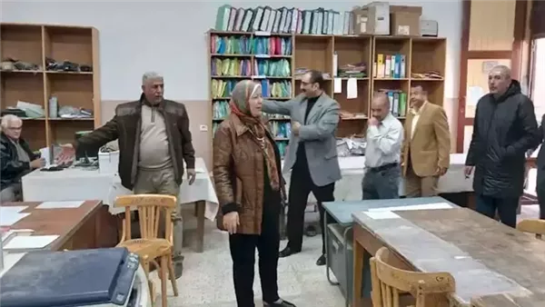 مجازاة مسؤولين مدرسة
