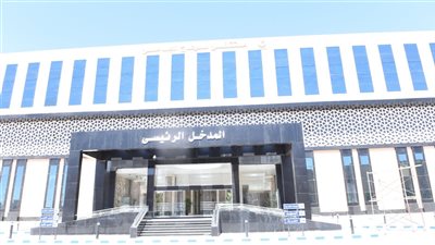 مستشفى الطوارئ بجامعة سوهاج تشتري جهاز مثبت تيار كهربائي بقيمة ٤٣ مليون جنيه