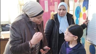  مدير تعليم القاهرة تقوم بمدارس الوايلي بجولة تفقدية لمتابعة انتظام الدراسة