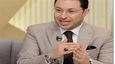 علاج الزوجة ودوائها ليس فرض على الزوج.. داعية يتراجع 