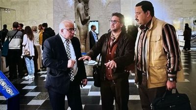 مسلسل أشغال شقة جدًا الحلقة 9 سخرية من الفراعنة..هشام ماجد يحرقها ومصطفى غريب يقعد على خازوق كليبر 