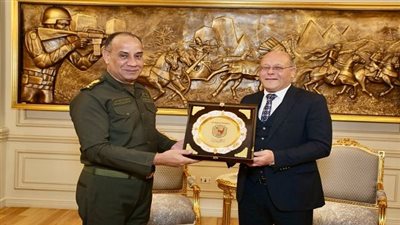 زيارة تاريخية لوفد جامعة سوهاج إلى الأكاديمية العسكرية