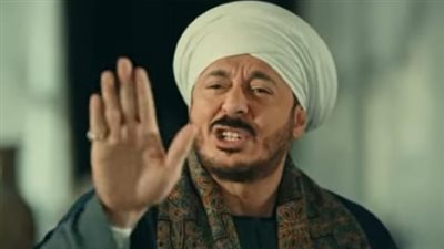 مسلسل حكيم باشا الحلقة 8: الغيرة تدب في قلوب زوجات مصطفى شعبان 