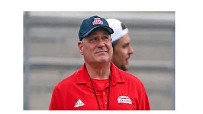 مدرب فريق وست فرجينيا يحظر رقص اللاعبين على tiktok