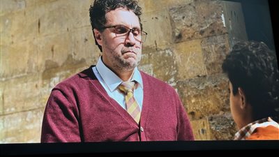 مسلسل أشغال شقة جدا الحلقة 11: ظهور خاطف للفنانة نسرين أمين 