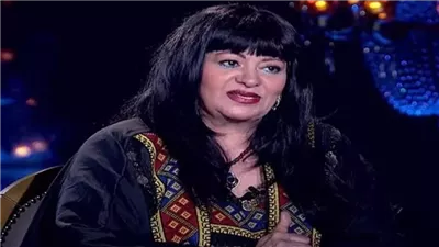 فريدة سيف النصر: أنا بنت بلد متربية على الأدب..فنانين كتير جريوا ورايا