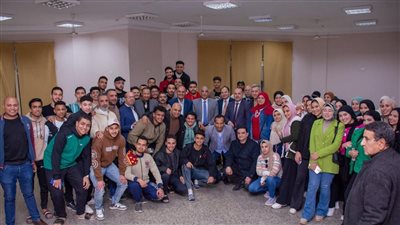 القائم بعمل رئيس جامعة طنطا يشارك في حفل الإفطار الرمضاني السنوي لطلاب المدن الجامعية 