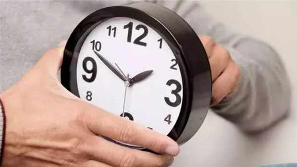 موعد تطبيق التوقيت