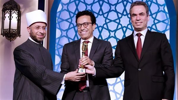 تكريم سامح حسين ببرنامج