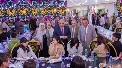 محمد حسين يشارك في حفل إفطار الطلاب الوافدين في جامعة طنطا