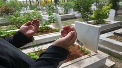 الإفتاء تحسم الجدل وتوضح حكم زيارة المقابر يوم العيد