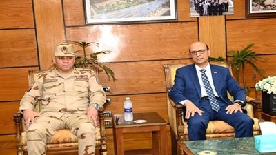 جامعة أسيوط تطلق الدورة الأولى للتربية الوطنية مخصصة للطالبات لتعزيز الوعي الوطني