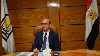 جامعة أسيوط ترسم طريق الشباب نحو التوظيف ببرنامج تدريبي غير مسبوق