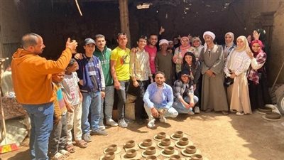 كلية الآثار جامعة سوهاج تنظم زيارة ميدانية تعيد الحياة للفخار