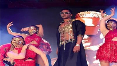 بلاغ للنائب العام ضد محمد رمضان وهيئة البث الإسرائيلي تعلق 